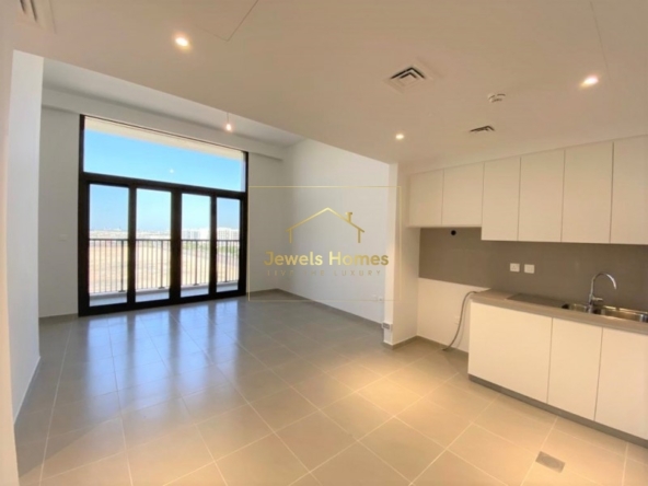 BEST DEAL |STUNNING APT|VACANT|HIGH END FINISHING| Image1