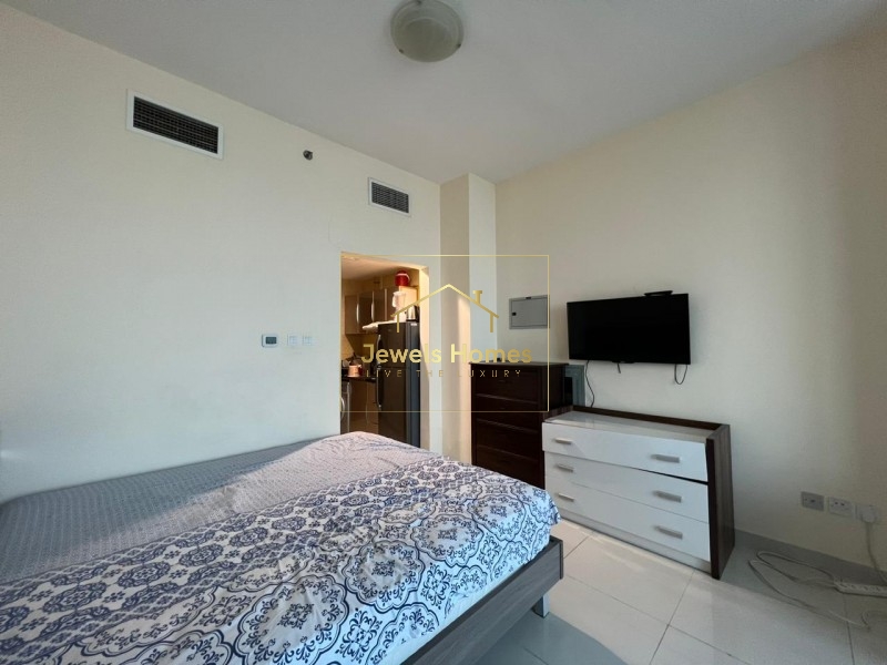 BRIGHT UNIT|HIGH FLOOR|FURNISHED|PRIME LOCATION.. Image6