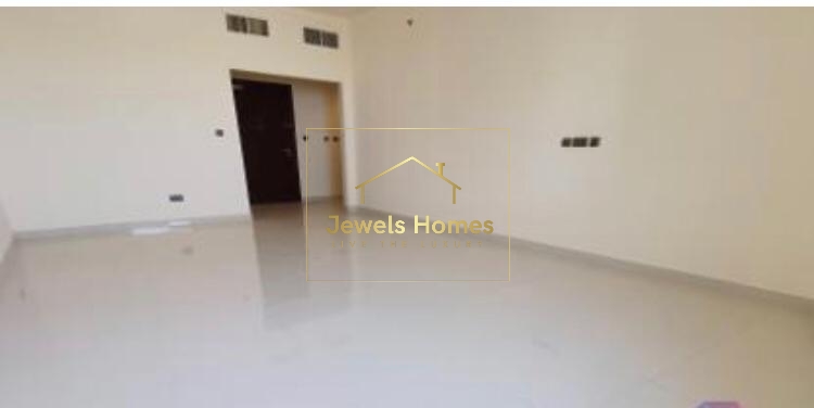 INVESTOR DEAL | RENTED |PRIME LOCATION |HIGH FLOOR Image5