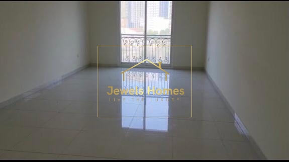 VACANT|BALCONY|SPACIOUS & BRIGHT UNIT|CALL NOW. Image3