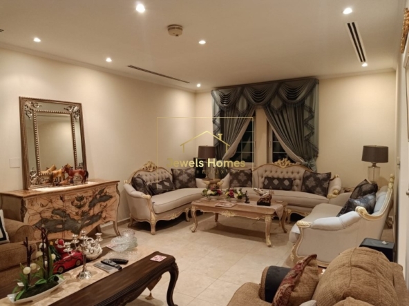 VACANT|FULLY FURNISHED|LUXURY VILLA|MUST VIEW. Image1