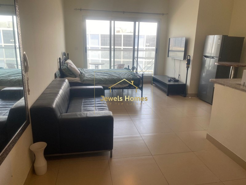 ALL BILLS INCLUDED|FULLY FURNISHED|BALCONY|12 CHEQES Image1