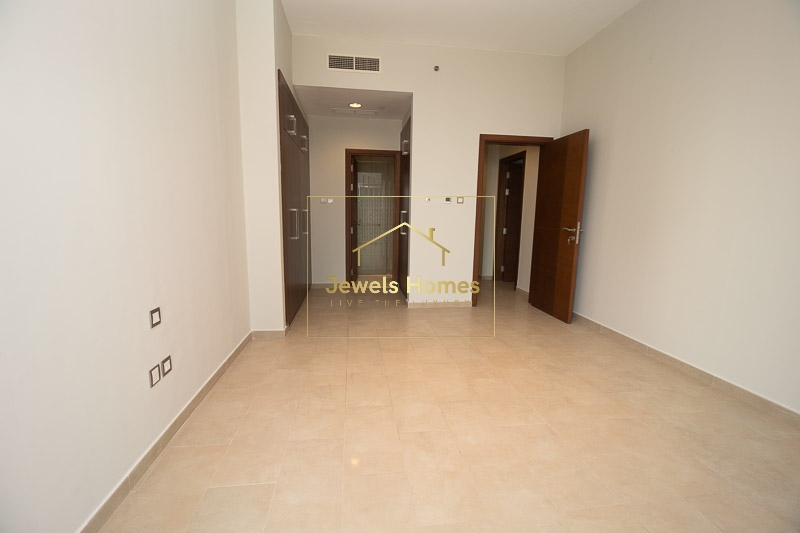 Spacious Interior! Spectacular Views! Higher Floor! Image3